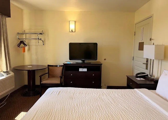 Herberg Clarion - Powell 4*